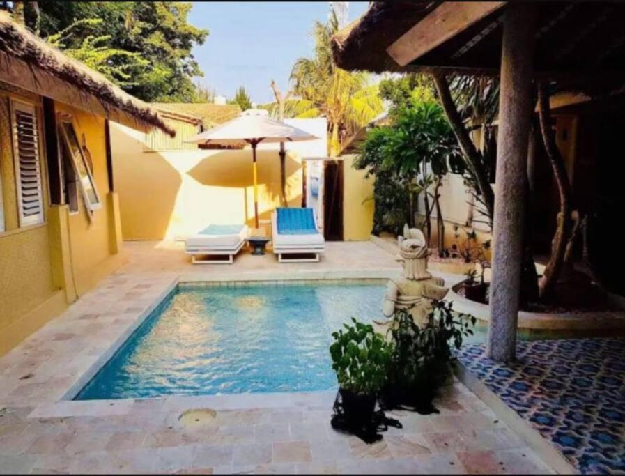 Villa Sentosa, Cheerful 3-Bedroom Villa With Pool Gili Trawangan Kültér fotó