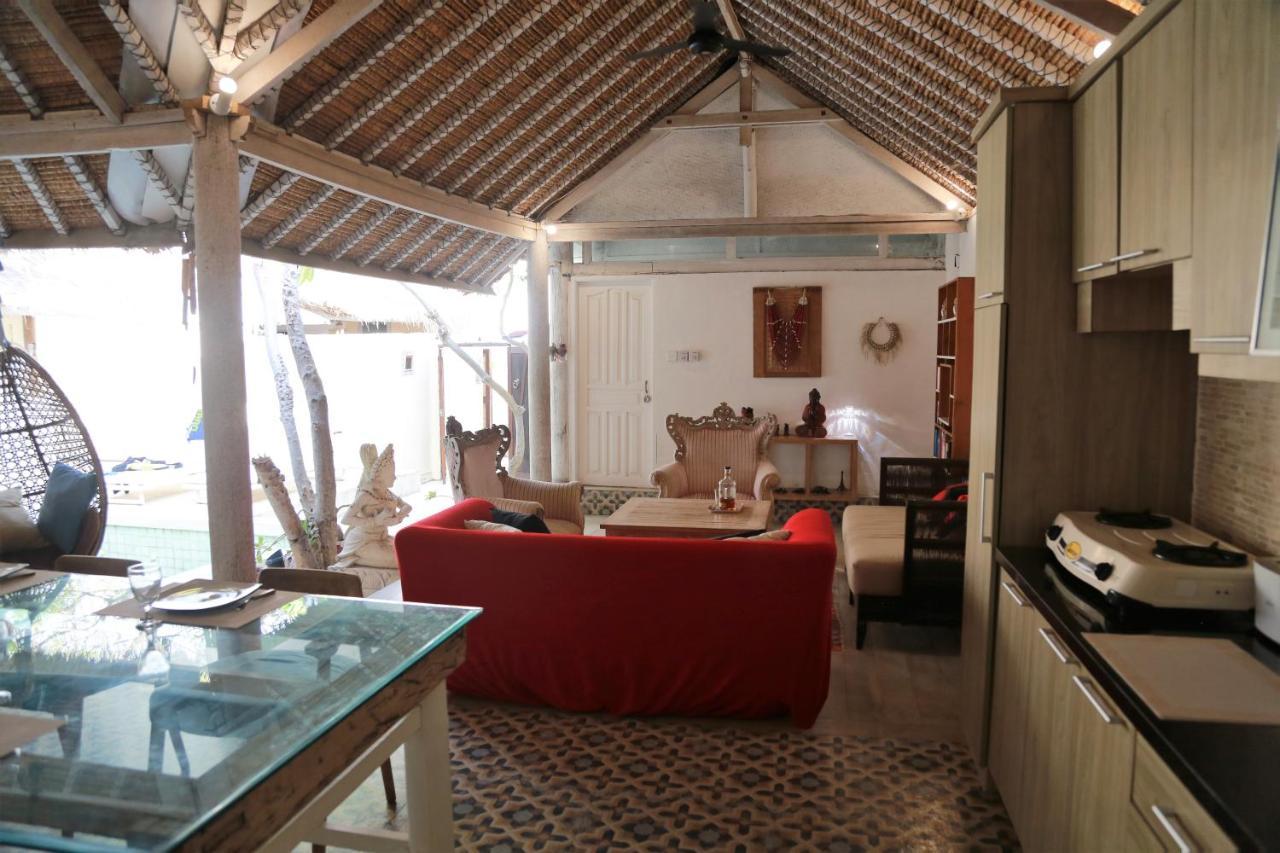 Villa Sentosa, Cheerful 3-Bedroom Villa With Pool Gili Trawangan Kültér fotó
