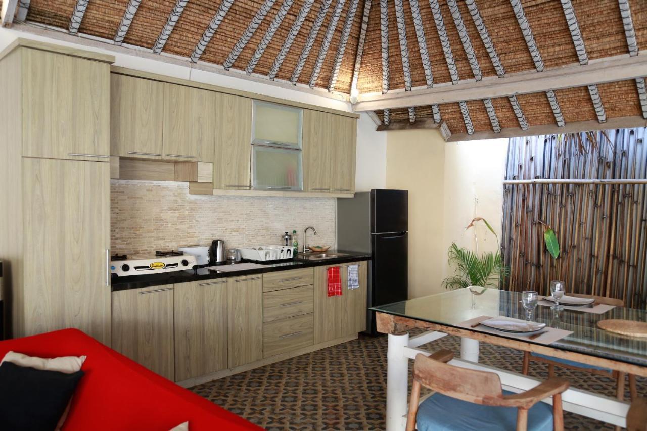 Villa Sentosa, Cheerful 3-Bedroom Villa With Pool Gili Trawangan Kültér fotó
