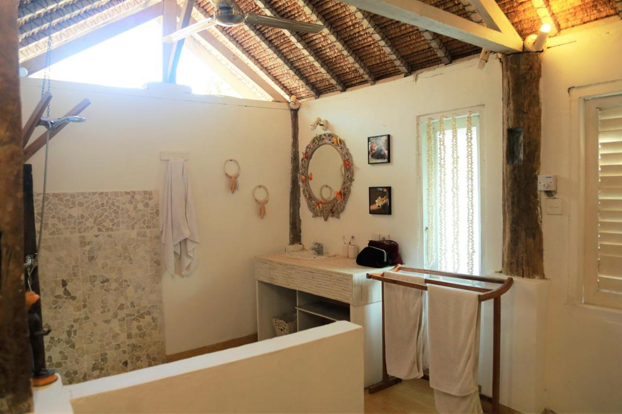 Villa Sentosa, Cheerful 3-Bedroom Villa With Pool Gili Trawangan Kültér fotó